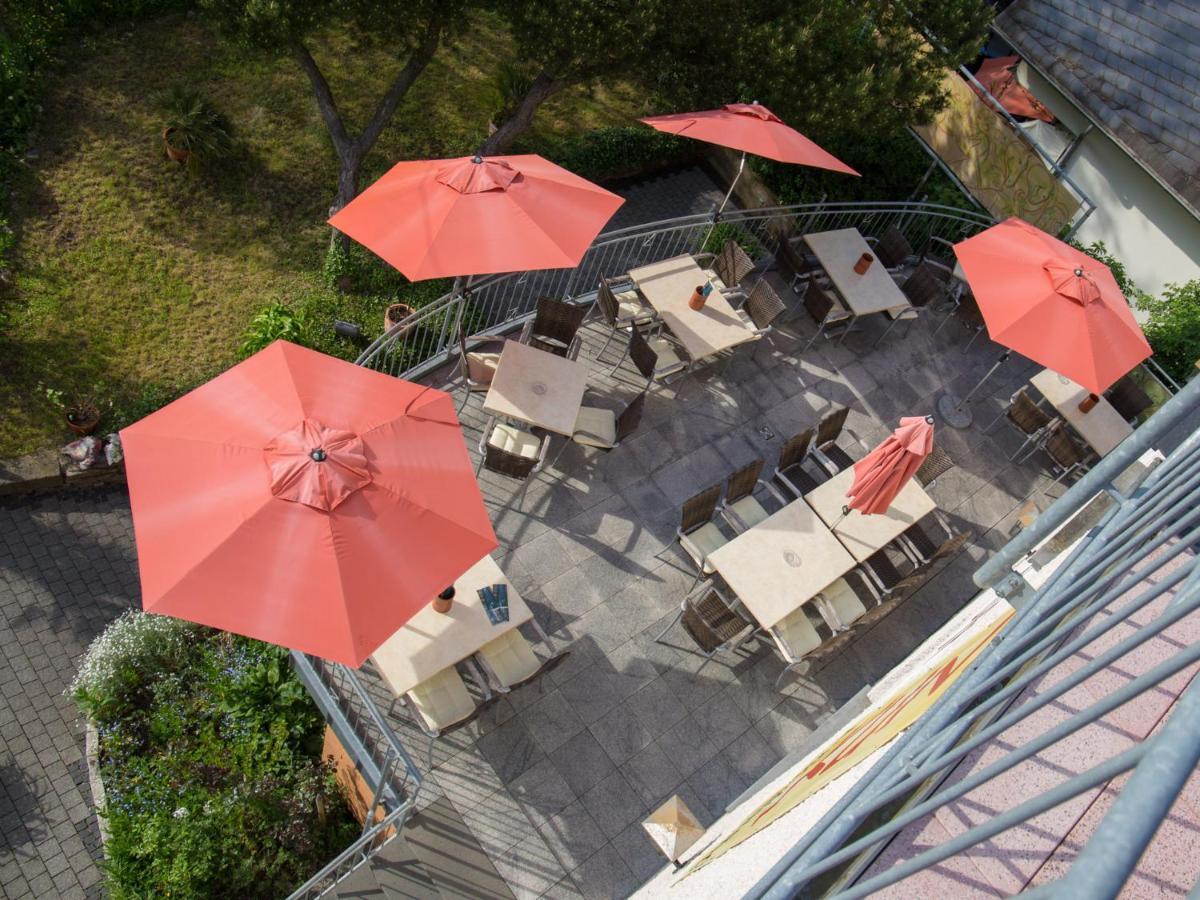 Hotel Zur Post - Burg An Der Mosel Exterior photo
